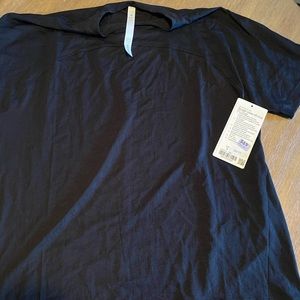 Lululemon relaxed fit training tee